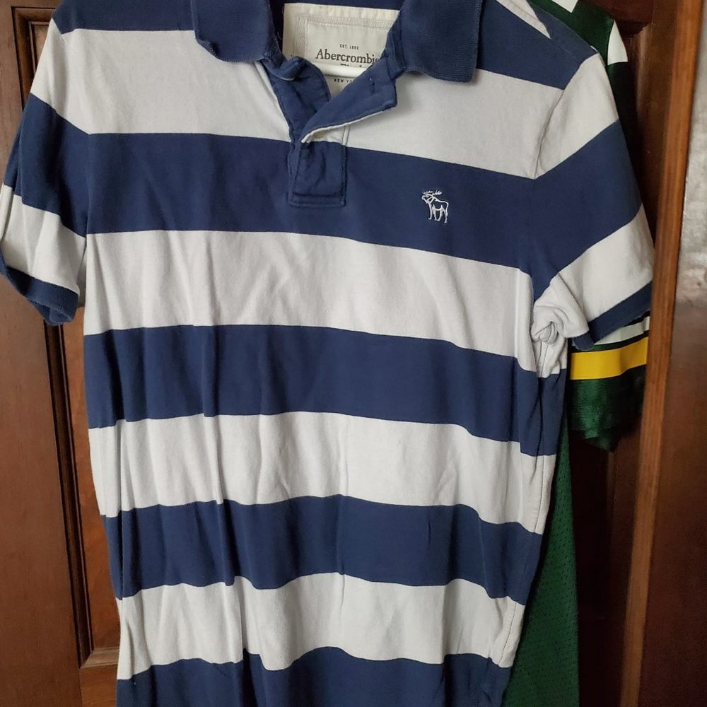 XL Men's A&F Shirts